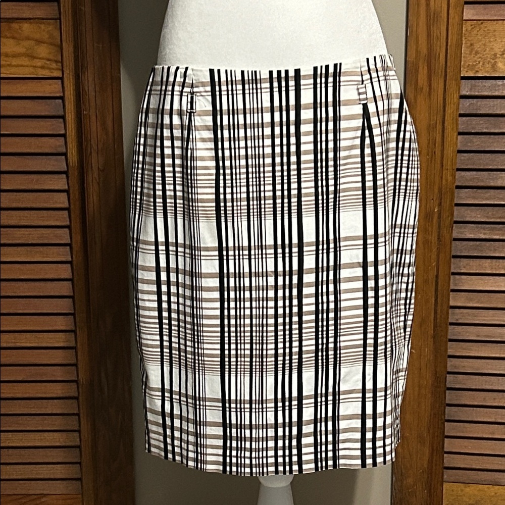 Apt. 9 White and Black Plaid Pencil Skirt